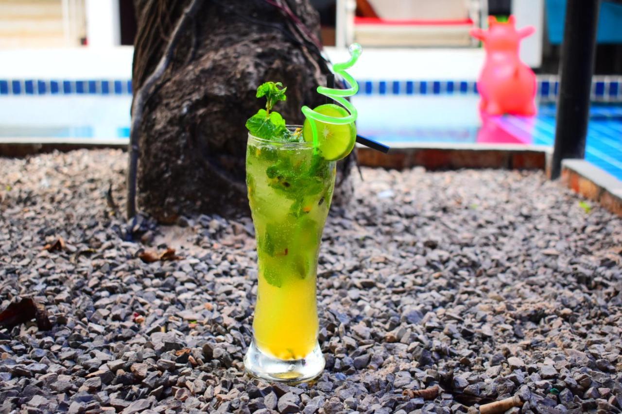 White Rabbit Hostel Siem Reap (Adults Only) エクステリア 写真