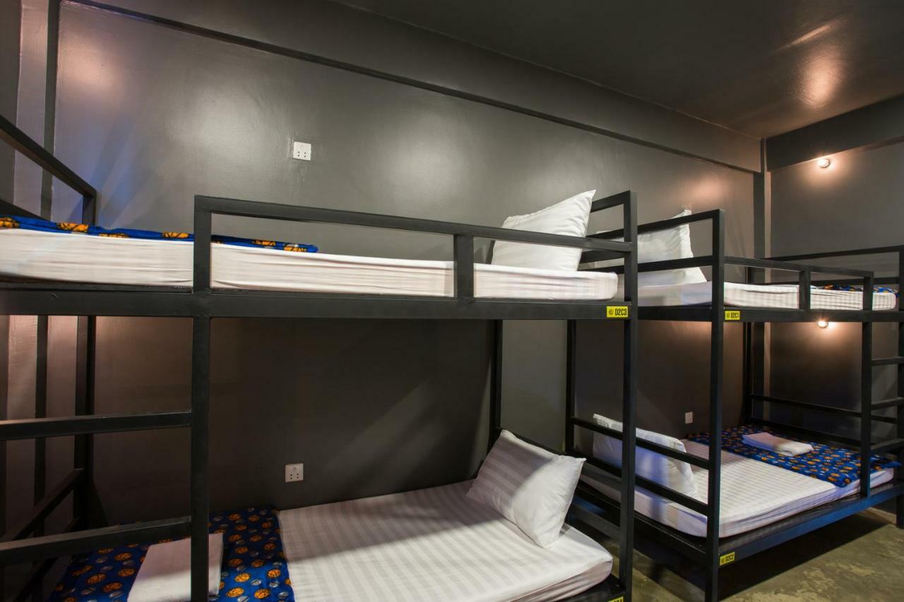 White Rabbit Hostel Siem Reap (Adults Only) エクステリア 写真